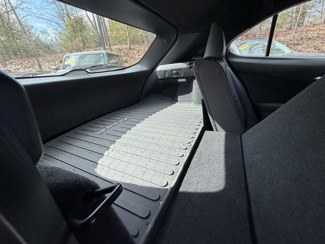 2023 Lexus UX 250h F SPORT Design