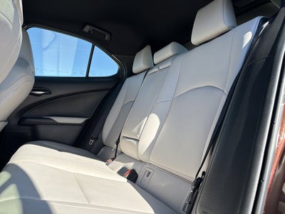 2020 Lexus UX 250h Base