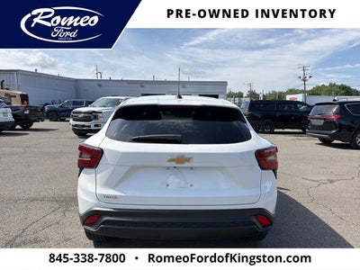 2025 Chevrolet Trax LS