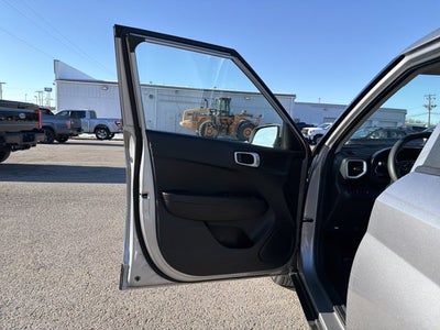 2023 Hyundai Venue SE