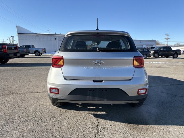 2023 Hyundai Venue SE