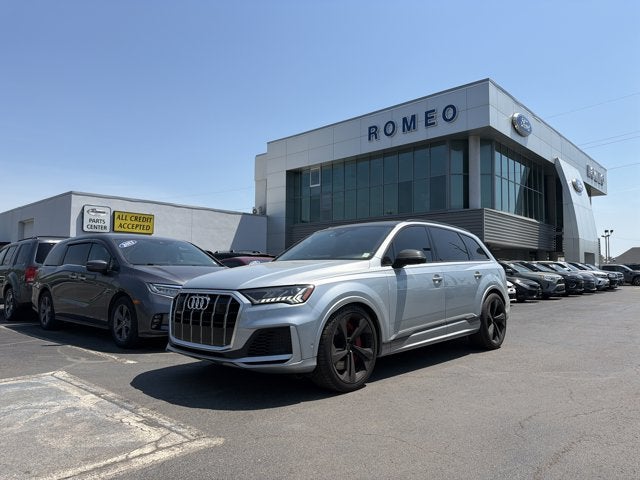 2024 Audi SQ7 Premium Plus quattro Tiptronic's photo