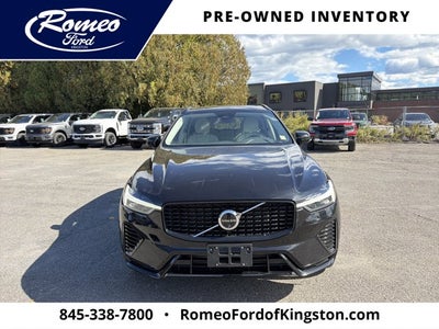 2024 Volvo XC60 Recharge Plug-In Hybrid T8 Plus Dark Theme