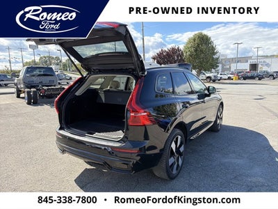 2024 Volvo XC60 Recharge Plug-In Hybrid T8 Plus Dark Theme