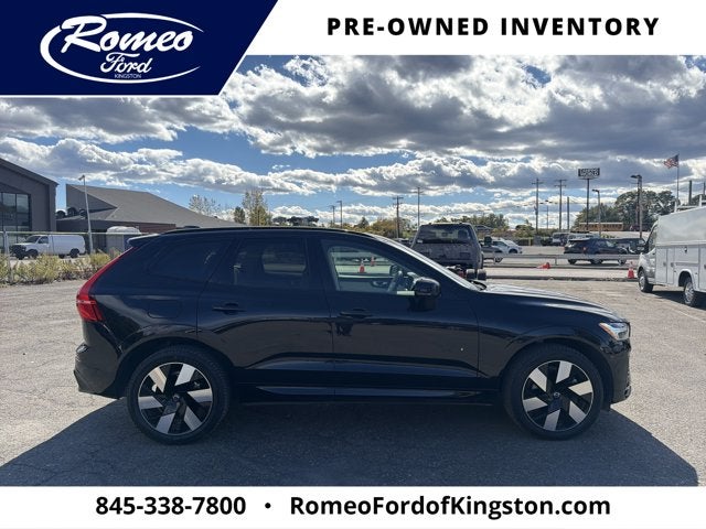 2024 Volvo XC60 Recharge Plug-In Hybrid T8 Plus Dark Theme