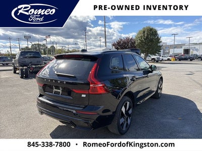 2024 Volvo XC60 Recharge Plug-In Hybrid T8 Plus Dark Theme